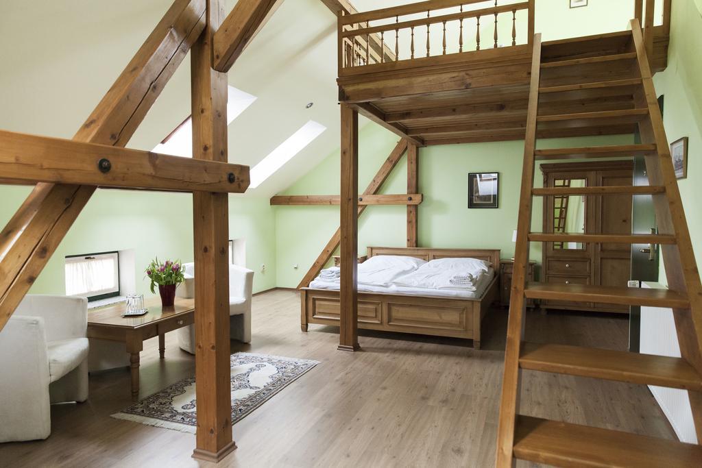 Rezidence Zvon Hotell Znojmo Rom bilde